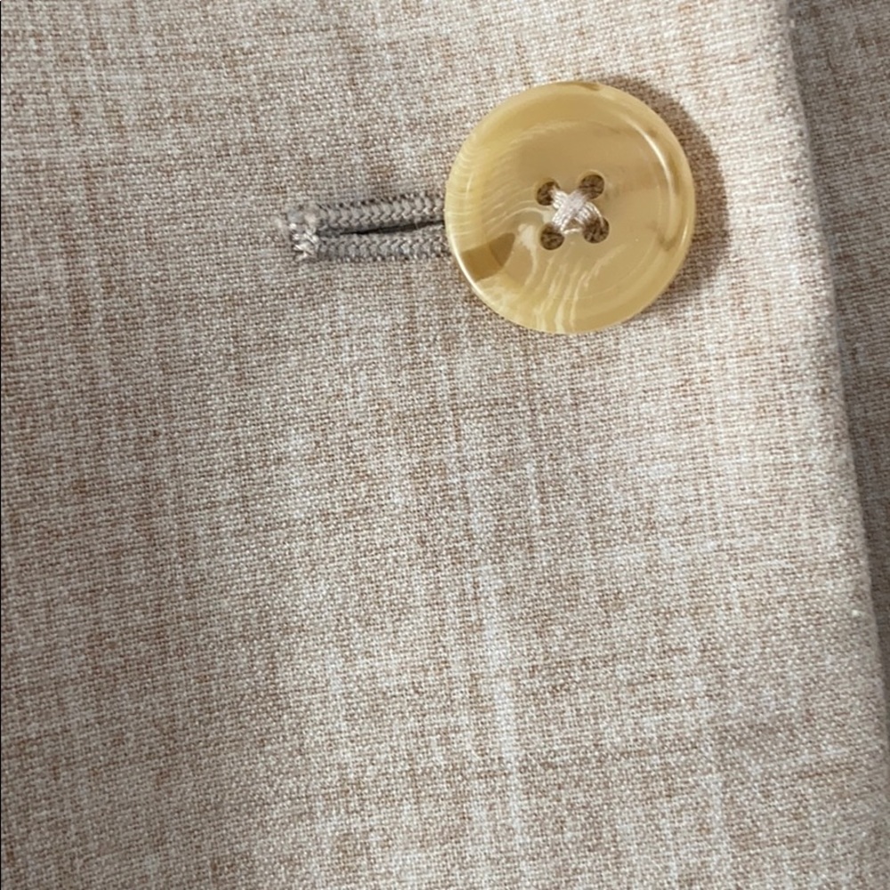 Blazer - Picture 2 of 4